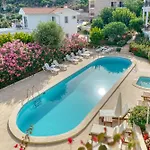 Mari * Kaş